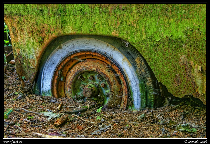 042-Chatillon-Cimetière voiture